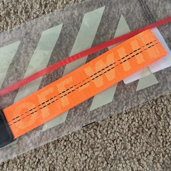 Off White  - Orange - Keychain with Wrist Strap - Picture 3 of 4